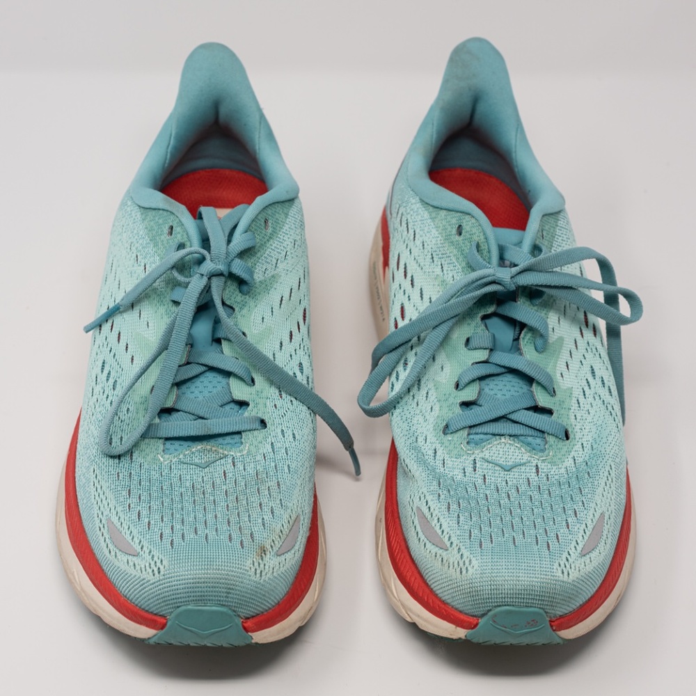 Hoka Clifton 8